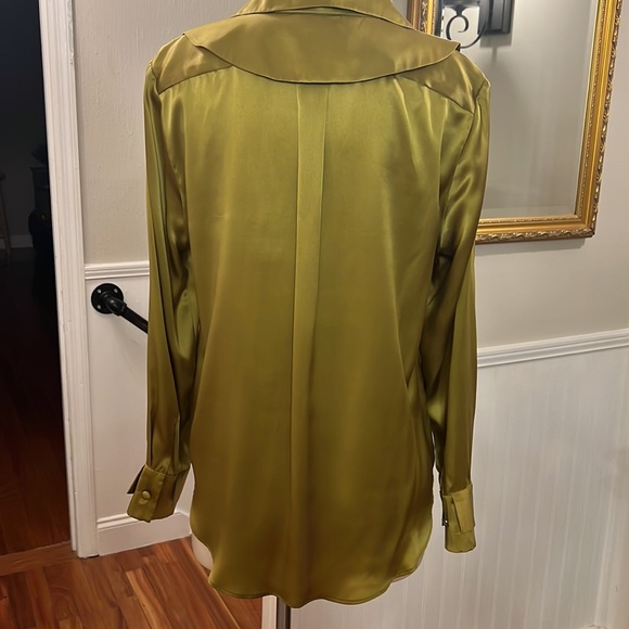 Inclan Studio button down blouse - Picture 7 of 9